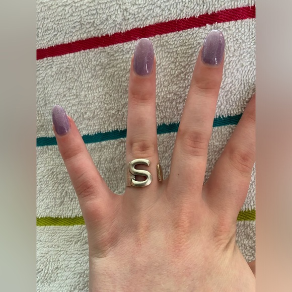 Antique Style Initial Ring - Picture 9 of 11